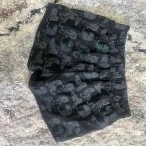 Flexliving reflective tiger shorts